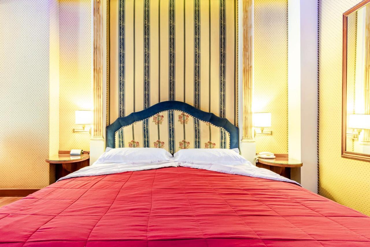 Hotel Motel Miami Pioltello Esterno foto
